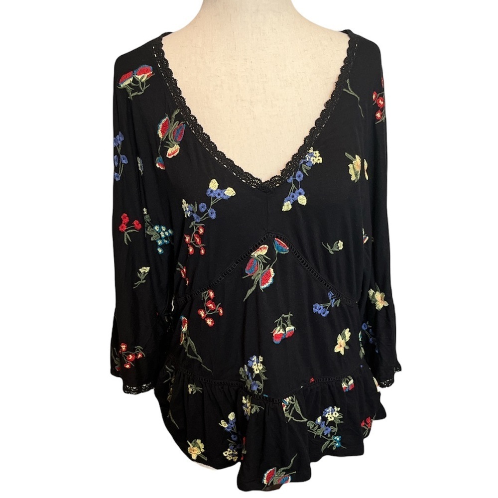 Anthropologie Parvati Flower Top - Picture 2 of 8